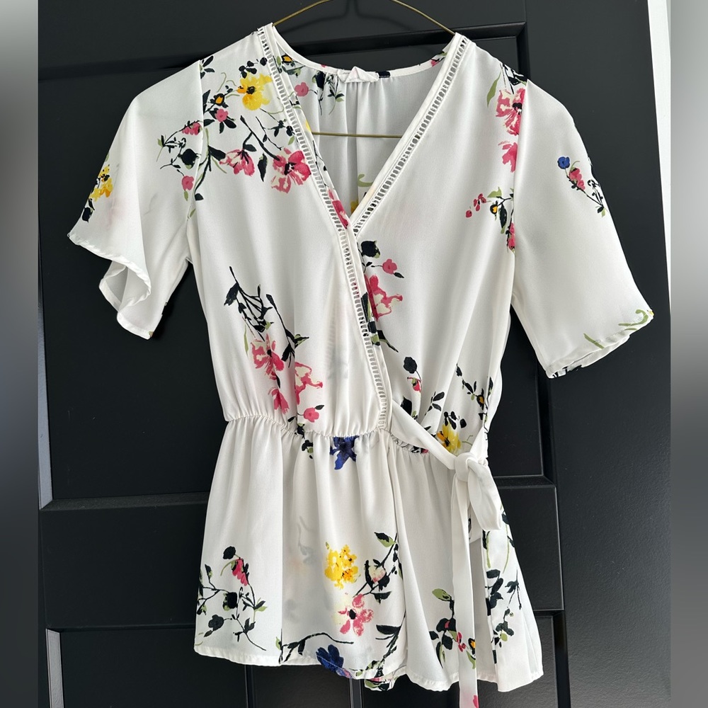 Floral top